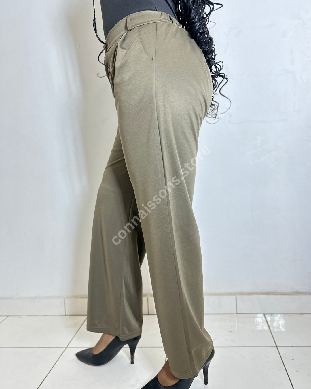 Lightweight Straight Leg Trousers - Olive