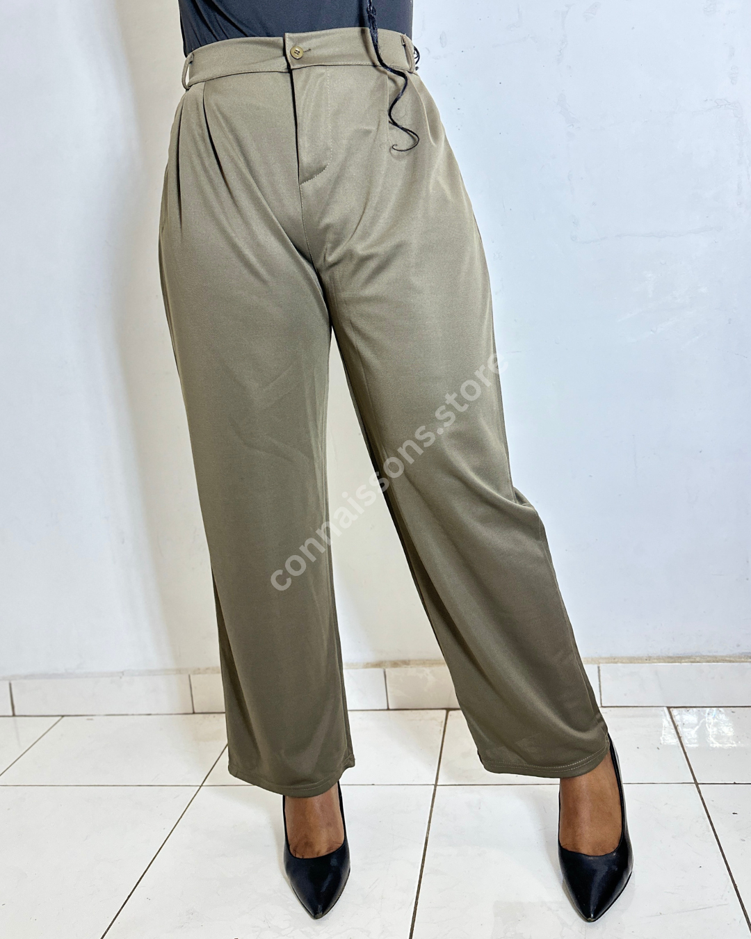 Lightweight Straight Leg Trousers - Olive